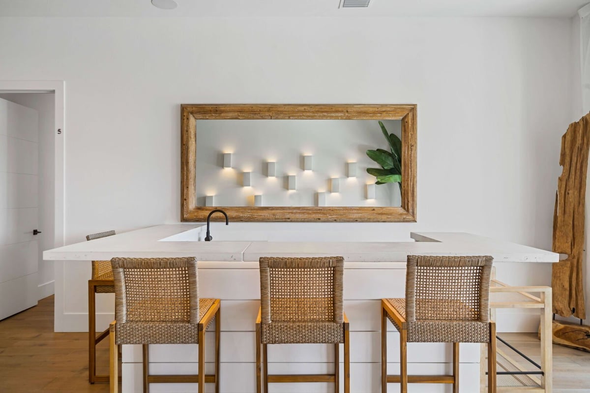 Majestic Mirage Estate