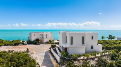 Luxury Villa Photo #10