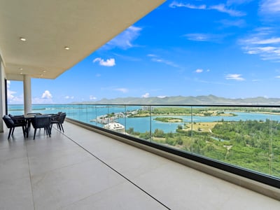 Luxury Villa Photo #21