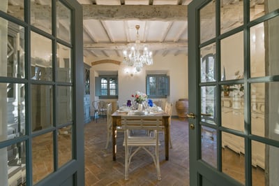 Luxury Villa Photo #10