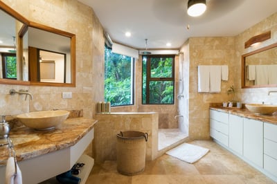 Luxury Villa Photo #46