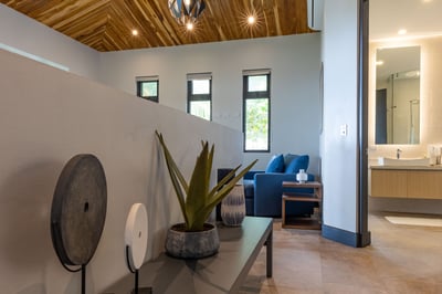 Luxury Villa Photo #21