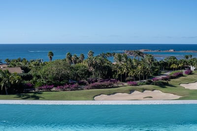 Luxury Villa Photo #3