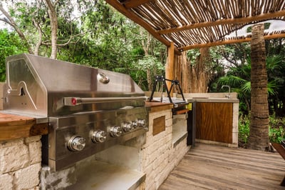 Luxury Villa Photo #3