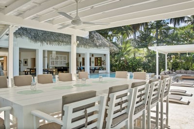 Luxury Villa Photo #21