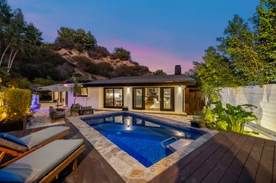Luxury Villa Photo #3