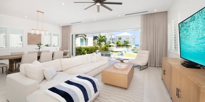 Luxury Villa Photo #16