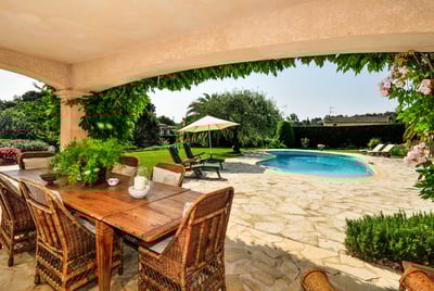 Luxury Villa Photo #3