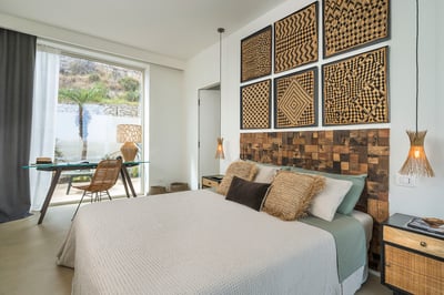 Luxury Villa Photo #43