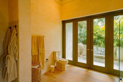 Luxury Villa Photo #52