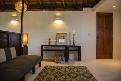 Luxury Villa Photo #9