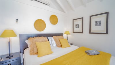 Luxury Villa Photo #46