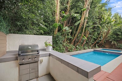 Luxury Villa Photo #6