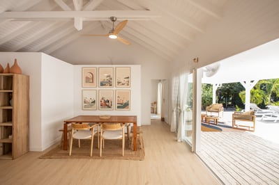 Luxury Villa Photo #18