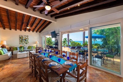 Luxury Villa Photo #19