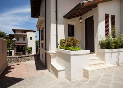 Luxury Villa Photo #4