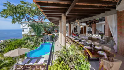 Luxury Villa Photo #14
