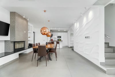 Luxury Villa Photo #26