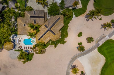 Luxury Villa Photo #16