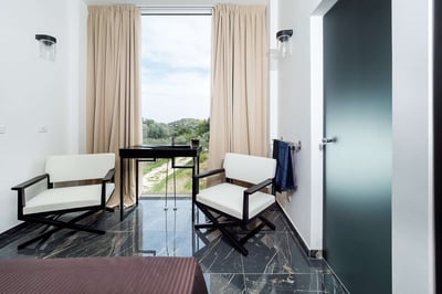 Luxury Villa Photo #42