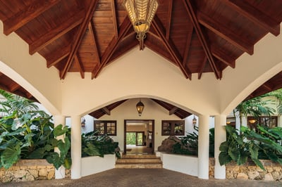 Luxury Villa Photo #47