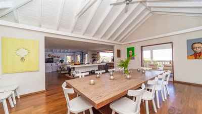 Kitchen & Dining Area