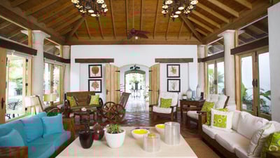 Luxury Villa Photo #9