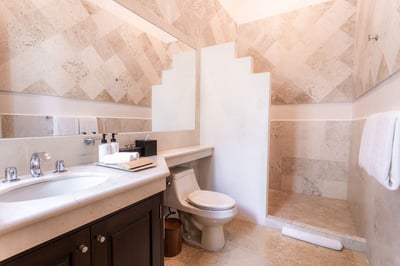 Luxury Villa Photo #30