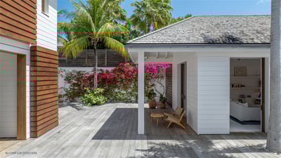 Luxury Villa Photo #30