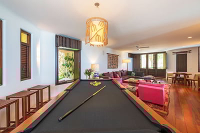 Luxury Villa Photo #25