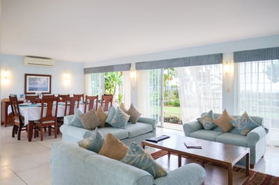 Luxury Villa Photo #21
