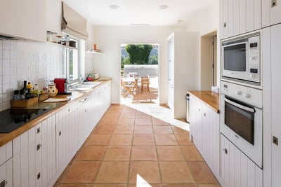 Luxury Villa Photo #7