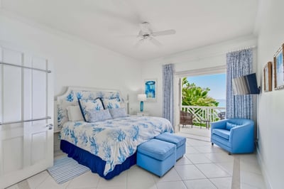 Luxury Villa Photo #8