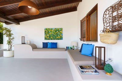 Luxury Villa Photo #15