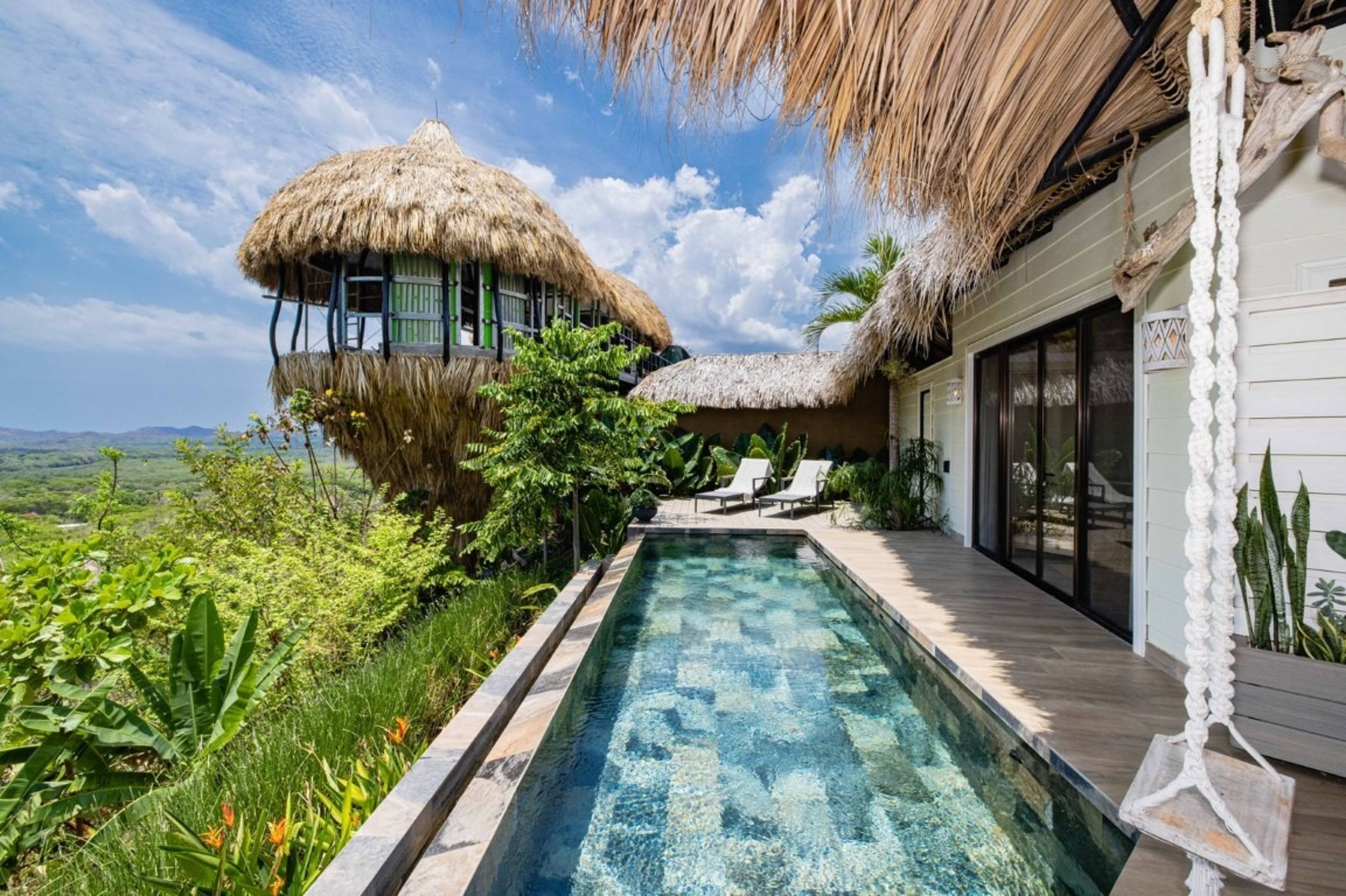 Cocoon Luxury Estate - 37