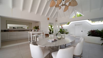 Kitchen & Dining Area