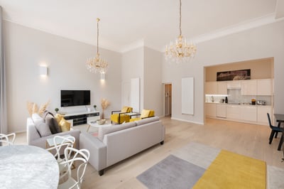 Luxury Villa Photo #16