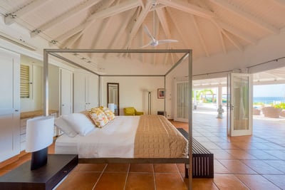 Luxury Villa Photo #24