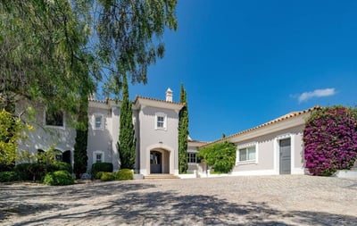Luxury Villa Photo #30