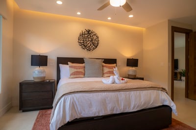 Luxury Villa Photo #42