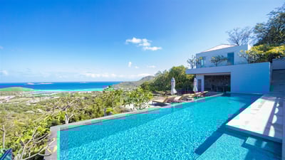 Luxury Villa Photo #7