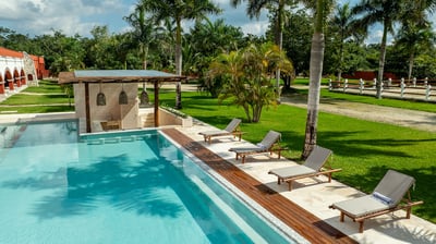 Luxury Villa Photo #3