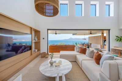 Luxury Villa Photo #20
