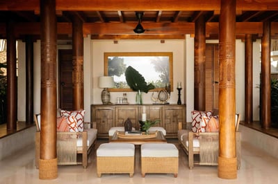 Luxury Villa Photo #2