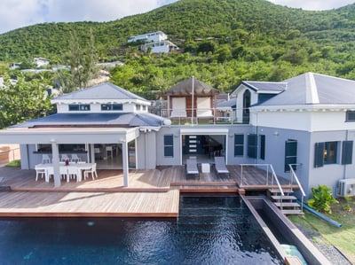Luxury Villa Photo #6