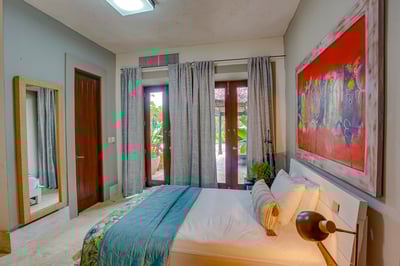 Luxury Villa Photo #41