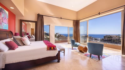 Luxury Villa Photo #47