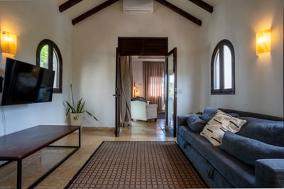 Luxury Villa Photo #72