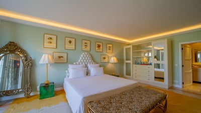 Luxury Villa Photo #47