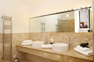 Luxury Villa Photo #22